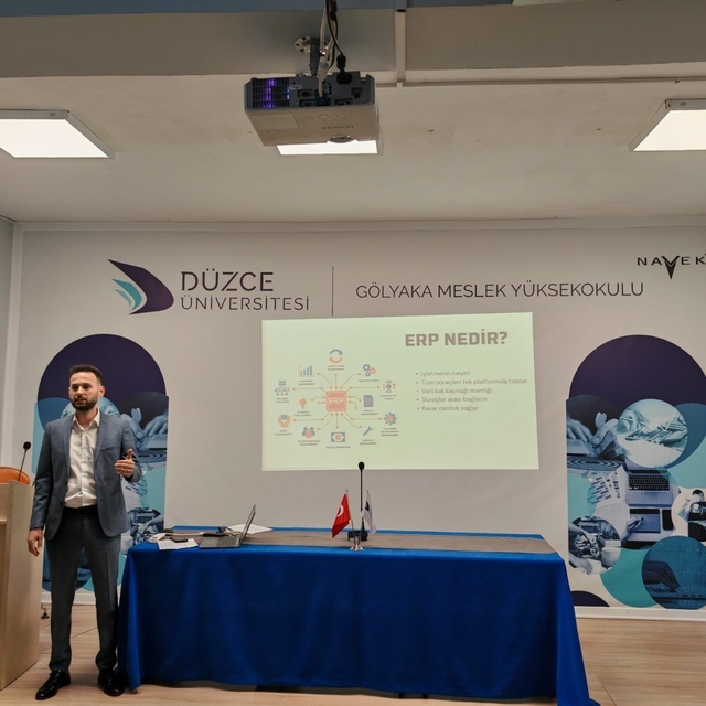 Öğrencilere ERP'yi anlattı