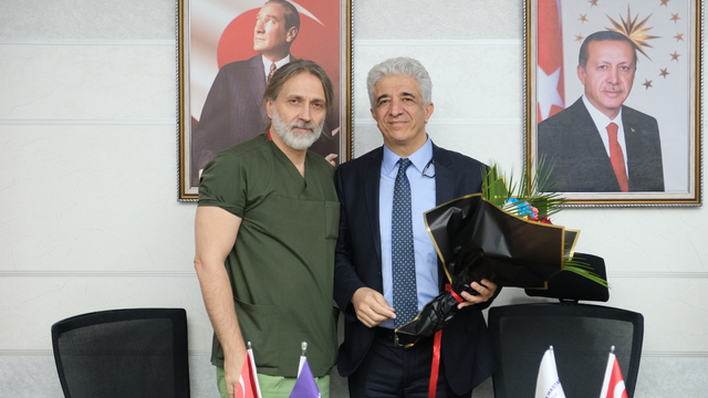 Atatürk Üniversitesi Araştırma Hastanesinin yeni başhekimi Eroğlu göreve başladı