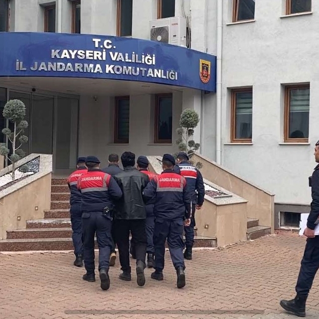 Jandarmadan DEAŞ operasyonu: 2 gözaltı