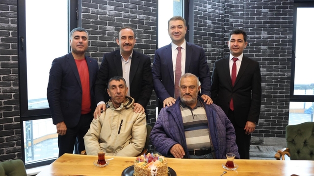 İncesu Belediye Başkanı İlmek, zihinsel engelli Savaş Bağlar'ı makamında ağırladı