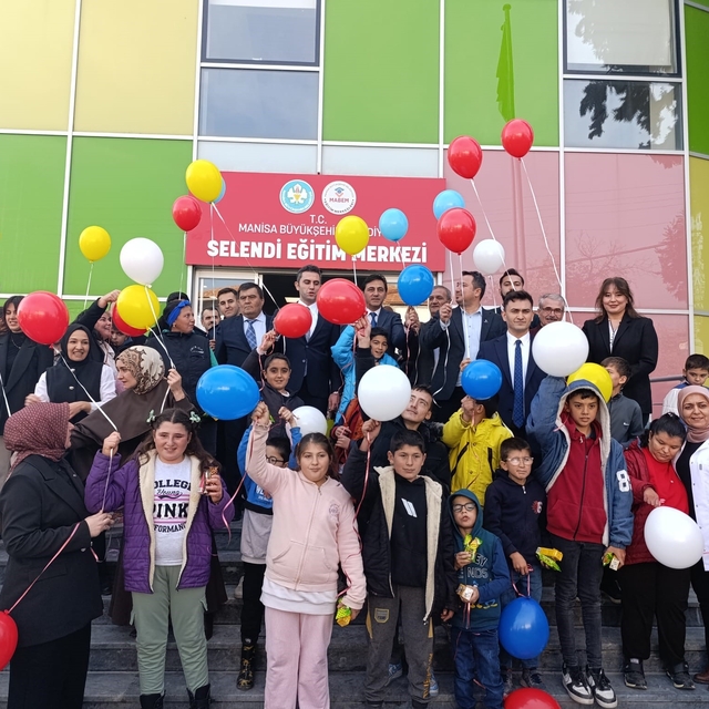 Selendi'de 3 Aralık Dünya Engelliler Günü kutlandı