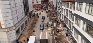Karabük'ün en işlek caddelerinde yenileme çalışmaları sürüyor