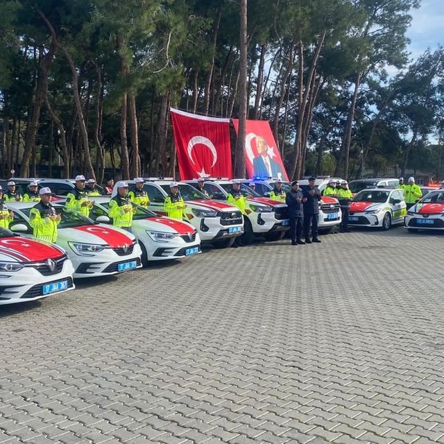 Çanakkale'de kolluk birimlerine 95 yeni araç