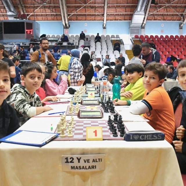 Yunusemre'de satranç kursu başlıyor