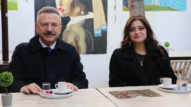 Eskişehir Valisi Aksoy, İŞKUR'un desteğiyle iş yeri açan 2 engelli girişimciyi ziyaret etti