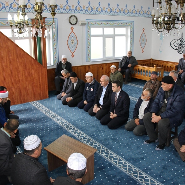 3 Aralık Dünya Engelliler Günü'nde anlamlı buluşma
Cami engelli buluşması i...