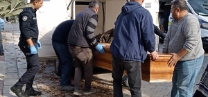 Engelli şahıs boğazı kesilmiş halde evinde ölü bulundu