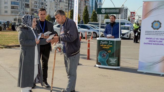 Diyarbakır'da engellilerin haklarına yönelik farkındalık çalışması yapıldı