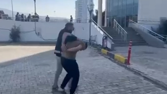 İskenderun'da kasten yaralama ve tehdit şüphelisi tutuklandı