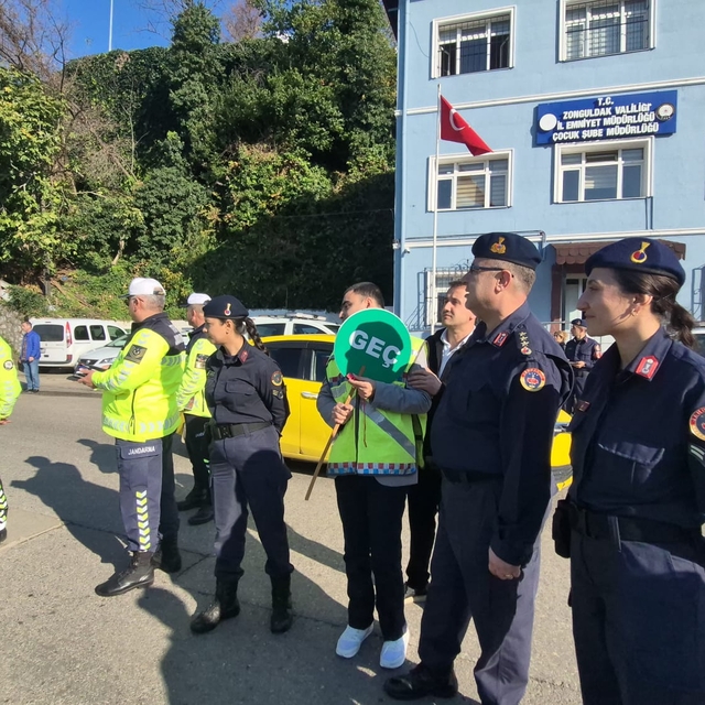 Zonguldak'ta özel bireylerden trafik denetimi