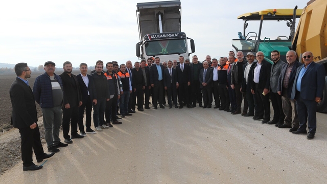 Amasya'da köy yollları asfaltlanıyor