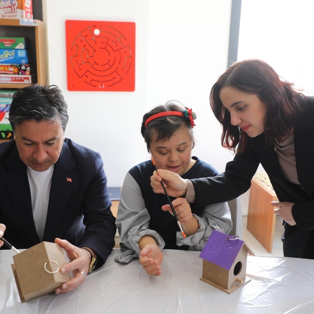 Engeller Muğla'da sevgi ve hizmetlerle aşılıyor