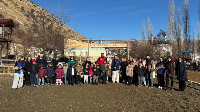 Dünya Engelliler Günü'nde Bayburt'ta öğrenciler için binicilik etkinliği düzenlendi