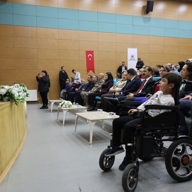 Artvin'de, 3 Aralık Dünya Engelliler Günü dolayısıyla etkinlik düzenlendi