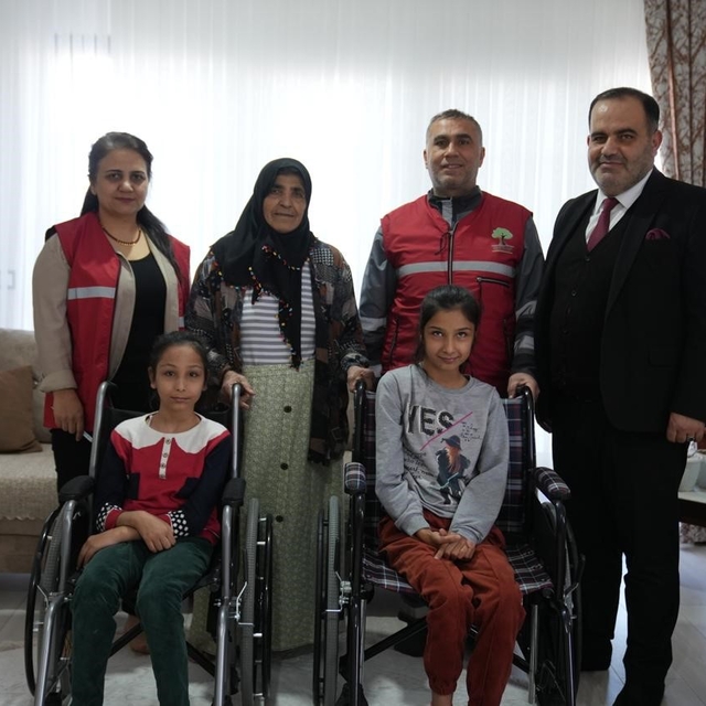 Şehitkamil'den özel ihtiyaçlı bireylere tekerlekli sandalye
Yılmaz: "Şehitk...