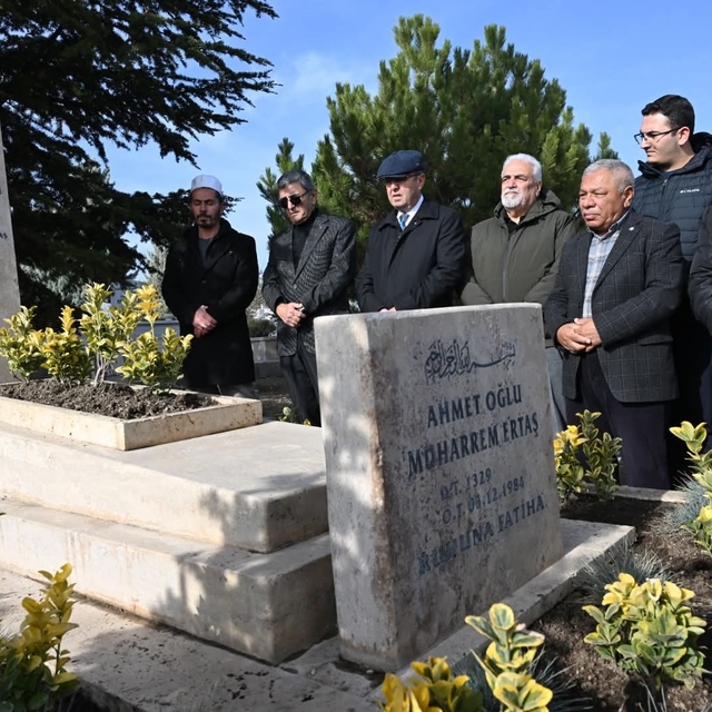 Kırşehir'de Muharrem Ertaş kabri Başında Anıldı