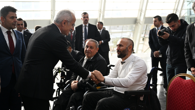 Bakan Uraloğlu, Dünya Engelliler Günü dolayısıyla düzenlenen etkinlikte konuştu: