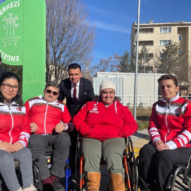 3 Aralık Dünya Engelliler Günü'nde anlamlı buluşma