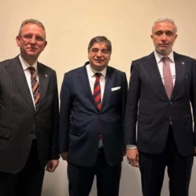 Tavşanlı'da noter yoğunluğu için hafta sonu mesaisi talebi Adalet Bakanlığı...