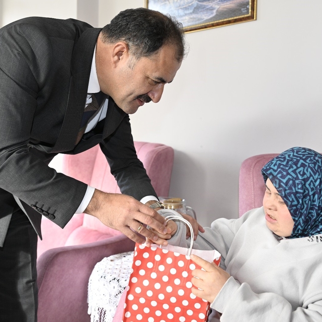 Demirci'de 3 Aralık Dünya Engelliler Günü kutlandı