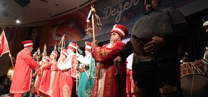 Engelleri aştılar, mehterle coşturdular