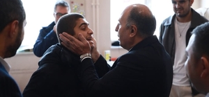 Başkan Arslan engelli bireyleri özel günlerinde yalnız bırakmadı