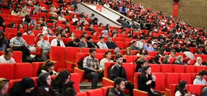 EBYÜ'de "Huawei Day" etkinliği kapsamında yapay zeka ve ICT sunumu gerçekle...