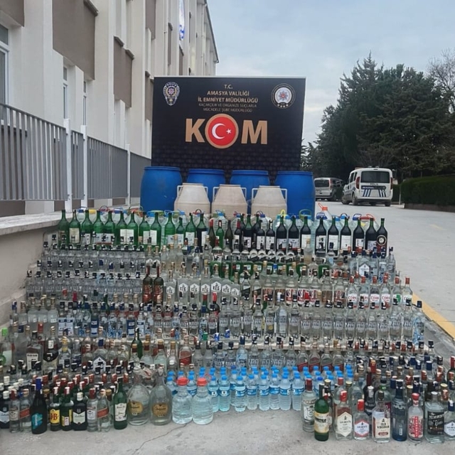 Amasya'da kaçak ve sahte alkol operasyonuna 2 tutuklama
