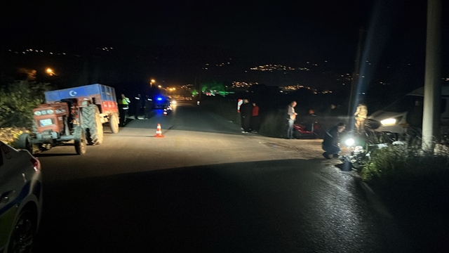 Motosiklet ile traktör çarpıştı: 1 ölü