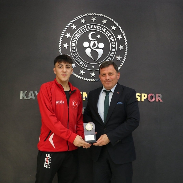 Kenan Eren Kahraman'dan Ali İhsan Kabakcı'ya ziyaret