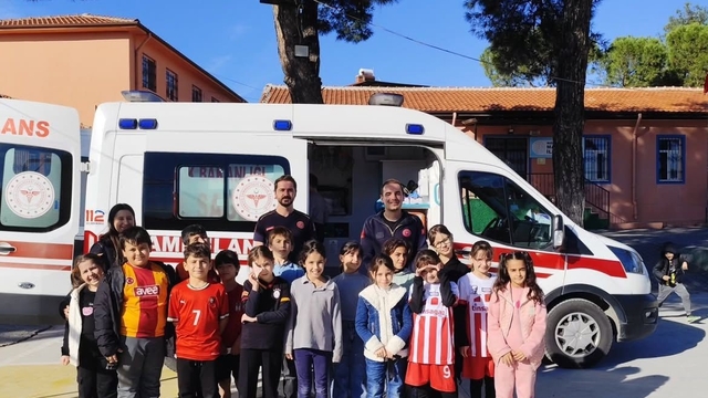 Yatağan'da öğrencilere acil sağlık hizmetleri tanıtıldı