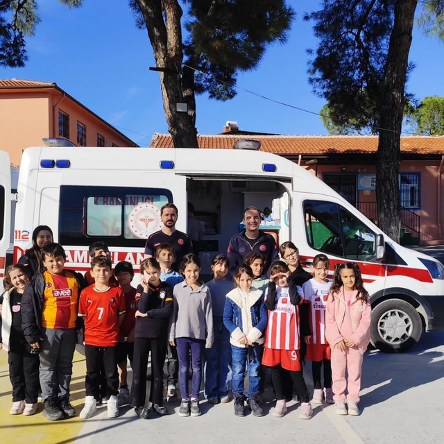 Yatağan'da öğrencilere acil sağlık hizmetleri tanıtıldı