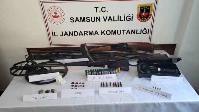 Jandarmadan silah ve tarihi eser operasyonu: 4 gözaltı