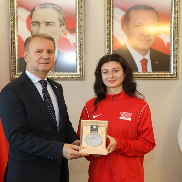 ODÜ'lü milli sporcu, dünya ikinciliği elde etti