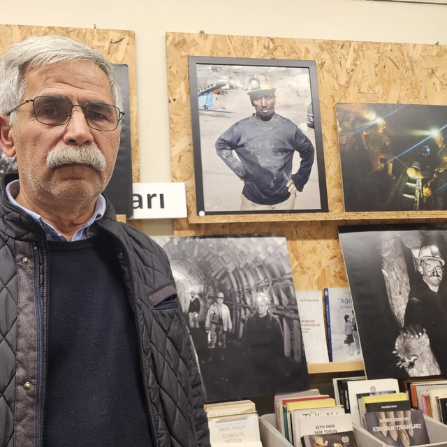 Emekli madenci, çektiği fotoğraflarla mesleğini anlatıyor