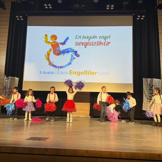 Özel öğrenciler gönüllerince eğlendi