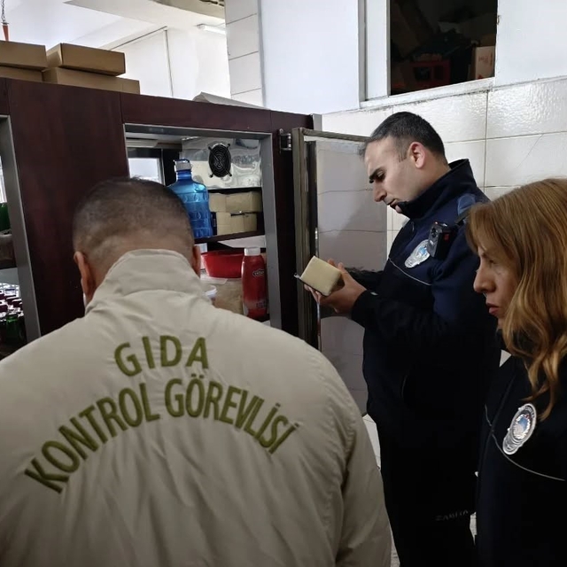 Germencik'teki gıda işletmelerine sağlık odaklı denetim