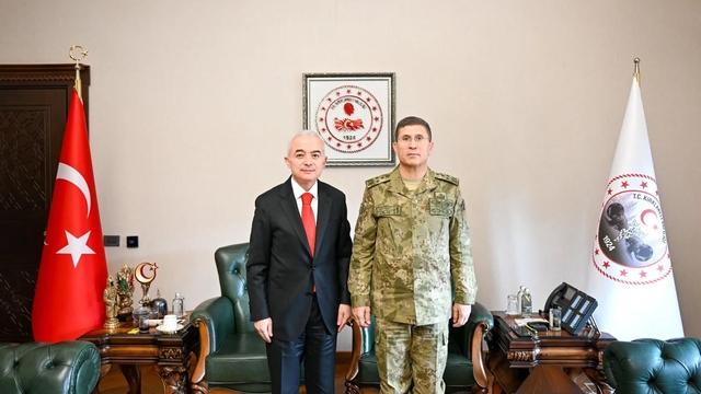 1. Ordu Komutanı Orgeneral Bahtiyar Ersay'dan Kırklareli Valisi Uğur Turan'a ziyaret