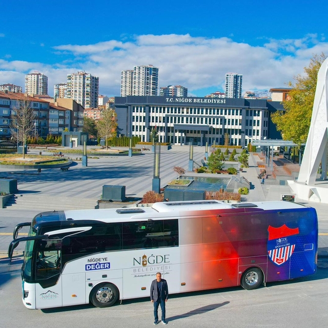 Niğde Belediyesi araç filosuna 20 milyon TL'lik yeni otobüs