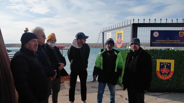 Hatay'da denizde kaybolan balıkçıyı arama çalışmaları sürüyor