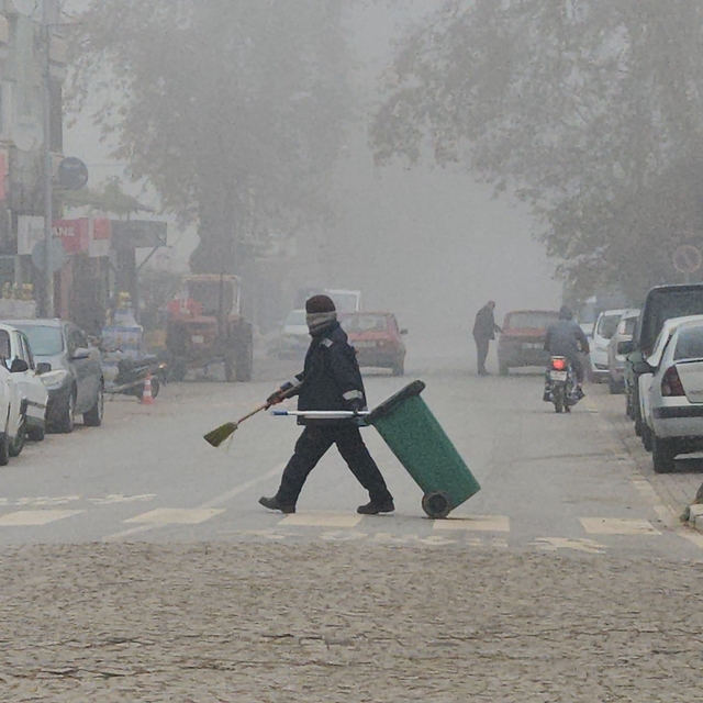 Sındırgı'yı sis sürücüleri zorladı