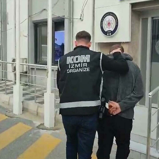 İzmir'de suç örgütüne operasyon: 29 gözaltı