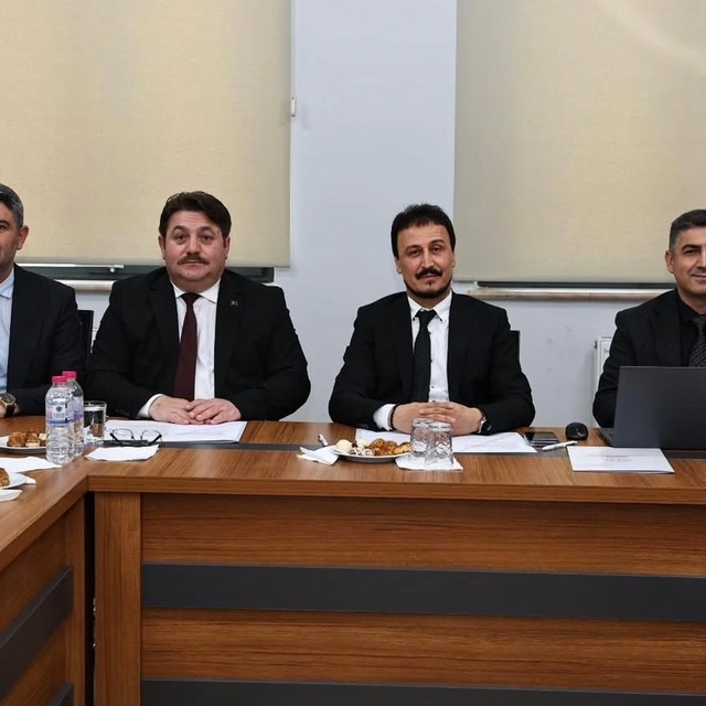 SAÜ'de öğretmen adaylarını güçlendirecek yeni adımlar görüşüldü