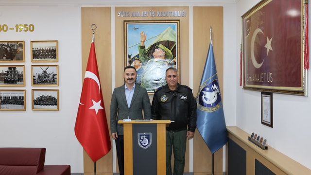 Havza Kaymakamı Ayvat'tan 5. Ana Jet Üs Komutanlığına taziye ziyareti