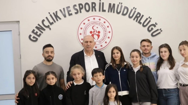 Tekirdağ'da artistik buz pateni yarışması düzenlenecek