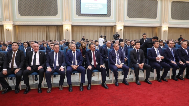 Nahçıvan'da 2. Serhat İlleri Bölgesel Ekonomi Forumu düzenlendi