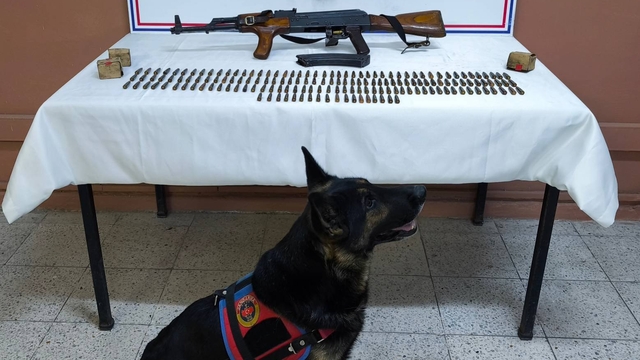 Iğdır'da kaleşnikof tüfek ve mermilerle yakalanan şüpheli gözaltına alındı
