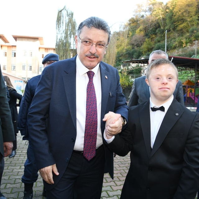 Genç: "Trabzon'da özel bireylerin ailelerinin 'Benden sonra çocuğum ne olac...