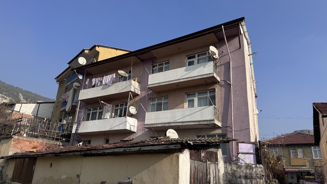 Karabük'te evinde rahatsızlanan kişi kaldırıldığı hastanede öldü