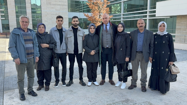 Samsun'da baba ve 2 kızının hayatını kaybettiği akaryakıt istasyonu faciasının davası başladı